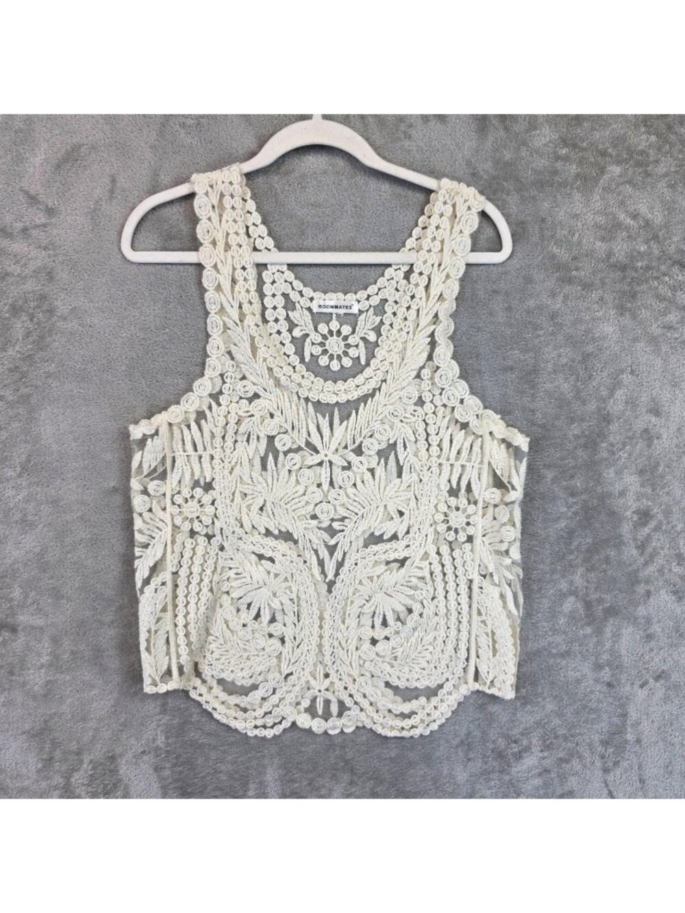 Roommates Tank Top Womens M Cream Scoop Neck Sleeveless Lace Embroidered Boho